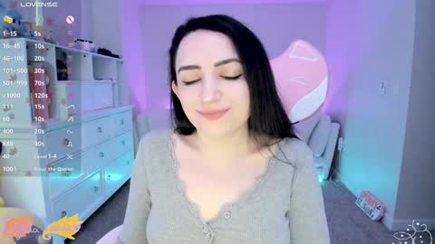 Snapshot of leighlalove chatting on October 10, 12:31 am Leighla online show from October 10, 12:31 am