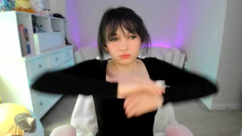 Snapshot of leighlalove chatting on February 16, 11:34 pm Leighla online show from February 16, 11:34 pm