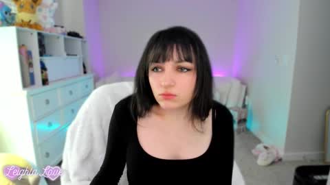 Snapshot of leighlalove chatting on March 8, 9:51 pm Leighla online show from March 8, 9:51 pm