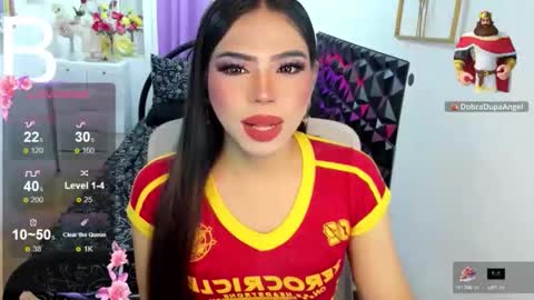 Snapshot of leighottie chatting on November 17, 5:19 pm leighottie online show from November 17, 5:19 pm