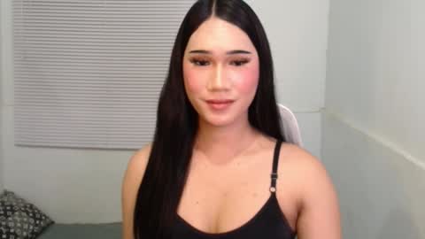 leighs_celine online show from March 3, 5:19 pm