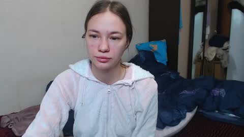 Snapshot of leila_bambi chatting on February 27, 3:47 am leila_bambi online show from February 27, 3:47 am