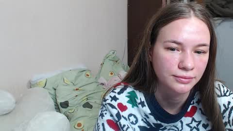 Snapshot of leila_bambi_ chatting on January 13, 5:23 pm leila_bambi_ online show from January 13, 5:23 pm