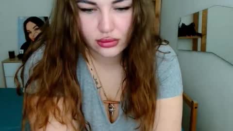 Leila online show from January 6, 7:28 pm