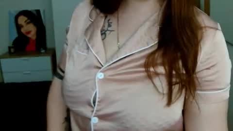 Leila online show from July 29, 5:11 pm