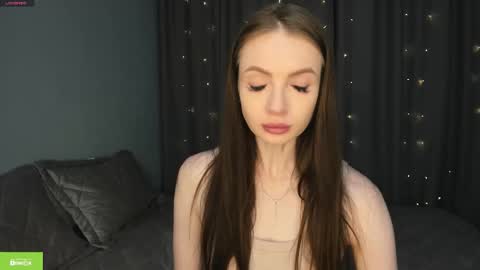 leiladream online show from February 1, 4:22 am