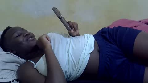 leilah_cute19 online show from April 29, 12:20 pm