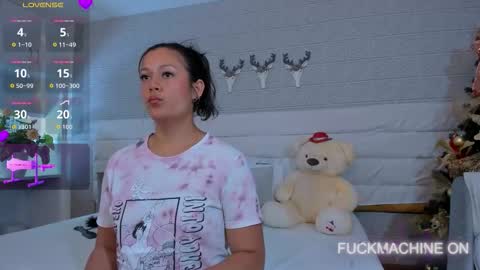 Snapshot of leilahiuston chatting on November 17, 7:19 pm online show from November 17, 7:19 pm