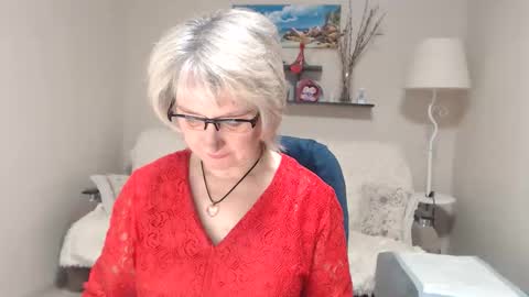 Leila Kinky online show from February 4, 5:24 am