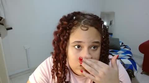 leilaparkersex69 online show from April 28, 12:21 pm