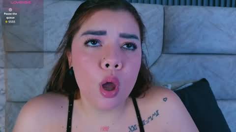 leilapons online show from May 29, 6:28 pm