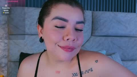 leilapons online show from May 31, 7:04 pm