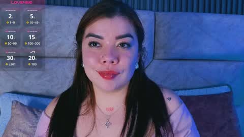 leilapons online show from July 24, 7:12 pm