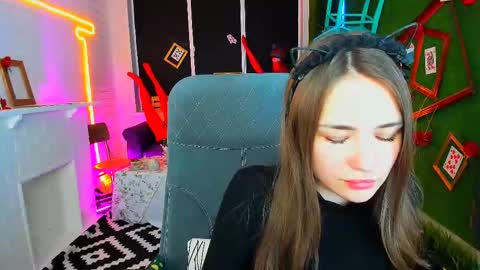 Snapshot of leilarai chatting on January 23, 1:56 pm Leila Rai online show from January 23, 1:56 pm