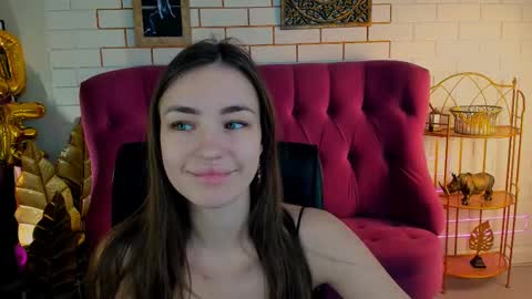 Snapshot of leilarai chatting on February 26, 5:20 am Leila Rai online show from February 26, 5:20 am