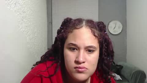 Snapshot of leilasosexy chatting on June 18, 12:31 pm leilasosexy online show from June 18, 12:31 pm