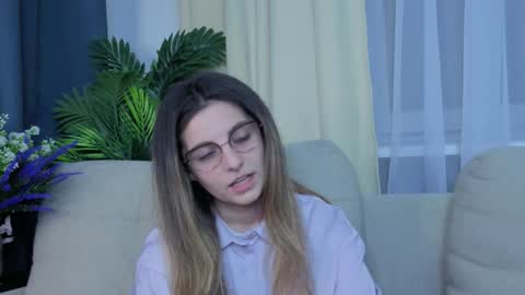 Snapshot of lelahcaminero chatting on October 18, 8:42 pm Alexandria online show from October 18, 8:42 pm