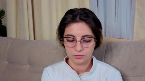 Snapshot of lelahcaminero chatting on November 6, 6:42 pm Alexandria online show from November 6, 6:42 pm