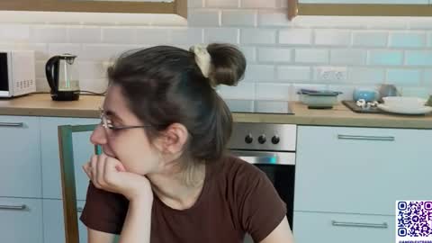 Snapshot of lelahcaminero chatting on November 28, 10:01 pm Alexandria online show from November 28, 10:01 pm