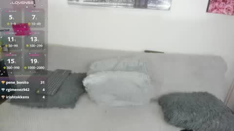 lele_699 online show from July 27, 10:50 pm