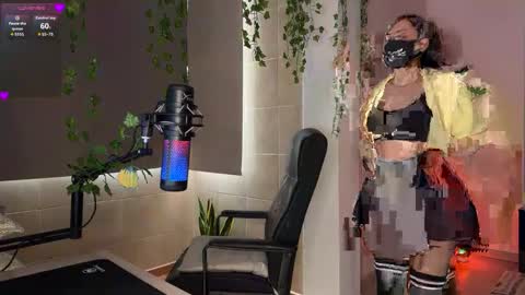 Lemi online show from November 4, 2:49 pm