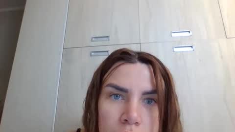 lena6122000 online show from September 12, 1:11 pm