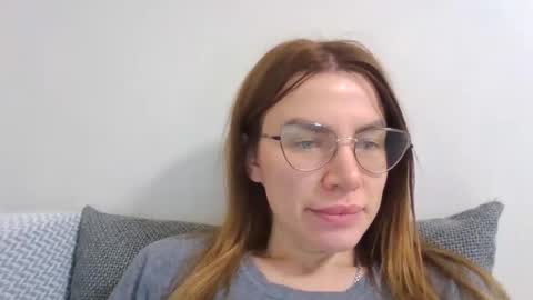 lena6122000 online show from October 9, 10:13 am