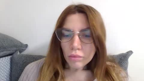 lena6122000 online show from October 19, 10:05 am