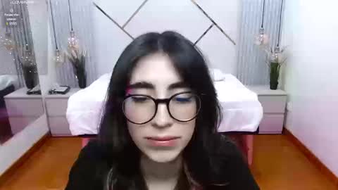 Lena online show from September 10, 9:15 pm