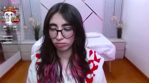 Lena online show from October 17, 8:11 pm