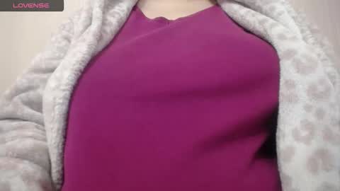 lenagolden online show from January 14, 1:17 pm