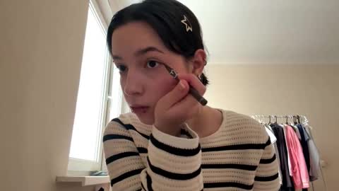 Kate online show from March 9, 9:46 am