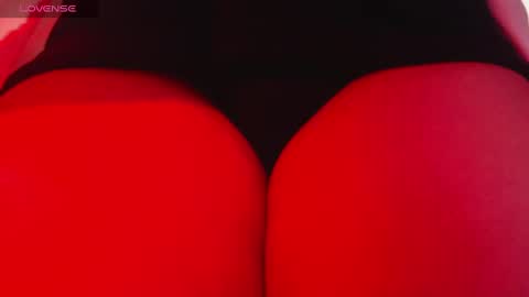 Snapshot of lenasweetx chatting on March 9, 7:15 pm Lenna Kang online show from March 9, 7:15 pm