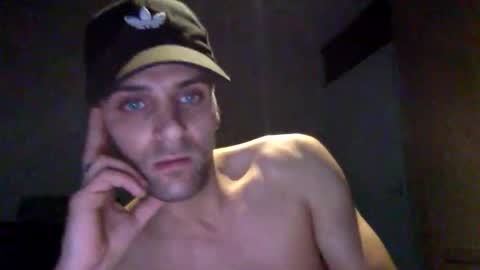 Snapshot of lendariokiss chatting on October 26, 3:29 pm Armando online show from October 26, 3:29 pm