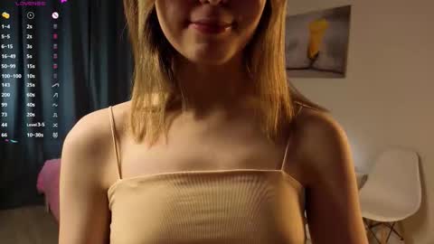 Snapshot of lenexo chatting on November 29, 8:34 pm Earlene online show from November 29, 8:34 pm