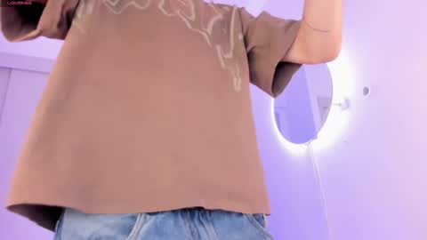 Snapshot of lennercollins_ chatting on November 23, 9:25 pm Lenner INDEPENDENT MODEL online show from November 23, 9:25 pm