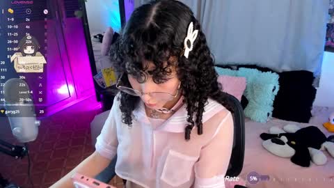 Snapshot of lenneval chatting on January 31, 3:30 am Val online show from January 31, 3:30 am