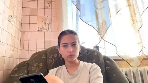 Snapshot of lenniepennachio chatting on May 2, 3:11 am Hellomy name is Natalyits my first day here nice to meet you Give me 50 thumbs ups online show from May 2, 3:11 am