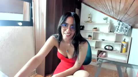 Snapshot of lennox_amy chatting on July 14, 1:39 pm lennox_amy online show from July 14, 1:39 pm