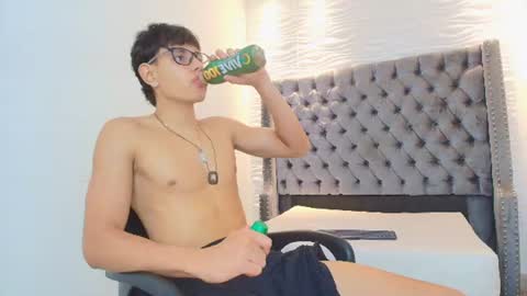 LENNY online show from July 23, 12:47 pm