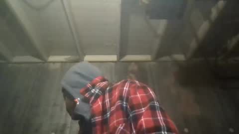 Snapshot of leo199984 chatting on January 27, 3:26 am leo199984 online show from January 27, 3:26 am