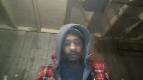 Snapshot of leo199984 chatting on February 26, 4:03 am leo199984 online show from February 26, 4:03 am