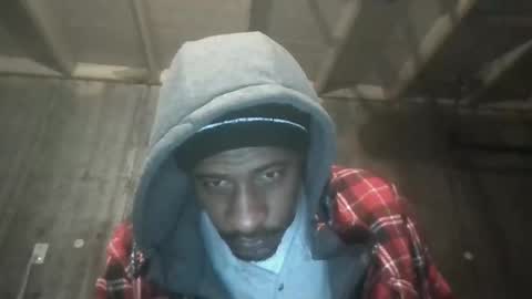 Snapshot of leo199984 chatting on February 28, 3:37 am leo199984 online show from February 28, 3:37 am