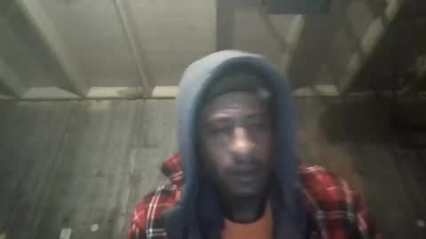 Snapshot of leo199984 chatting on March 6, 3:35 am leo199984 online show from March 6, 3:35 am