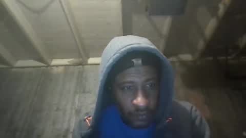 Snapshot of leo199984 chatting on March 11, 2:32 am leo199984 online show from March 11, 2:32 am