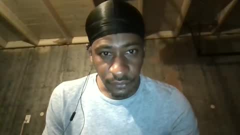 Snapshot of leo199984 chatting on September 11, 2:33 am leo199984 online show from September 11, 2:33 am