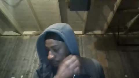 Snapshot of leo199984 chatting on November 1, 3:30 am leo199984 online show from November 1, 3:30 am