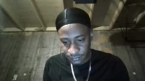 Snapshot of leo199984 chatting on November 16, 6:19 am leo199984 online show from November 16, 6:19 am