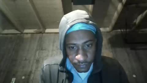 Snapshot of leo199984 chatting on November 18, 3:34 am leo199984 online show from November 18, 3:34 am