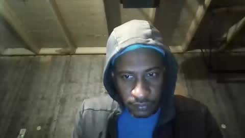 Snapshot of leo199984 chatting on November 20, 3:39 am leo199984 online show from November 20, 3:39 am